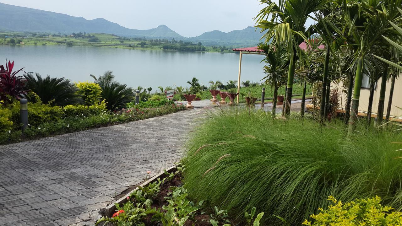 Savana Lake Resort Nashik Esterno foto